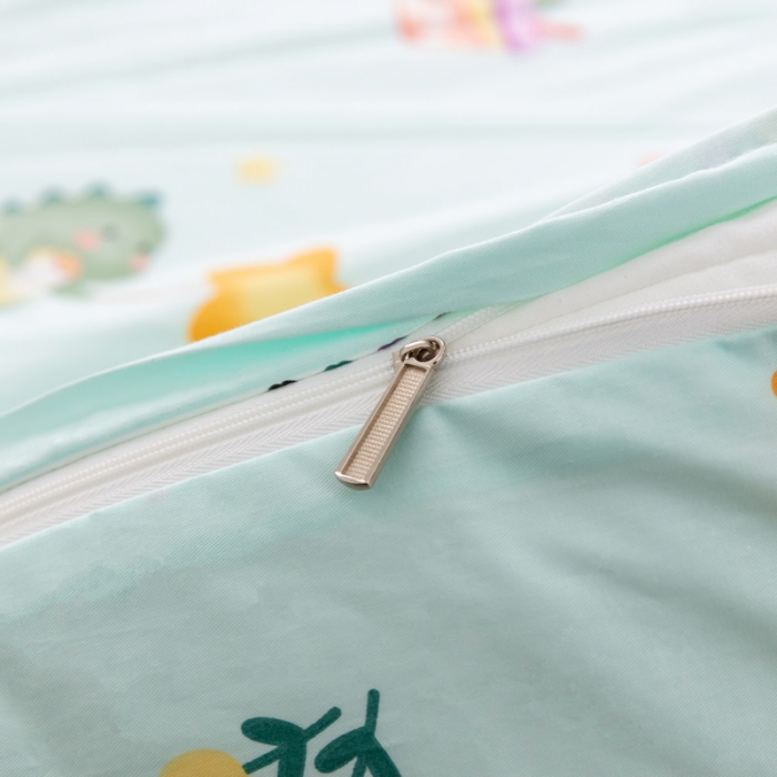 91家纺网 家纺一手货源 找家纺 喜多兔 2023新款40S纯棉印花抗菌床垫 单车恐龙绿色