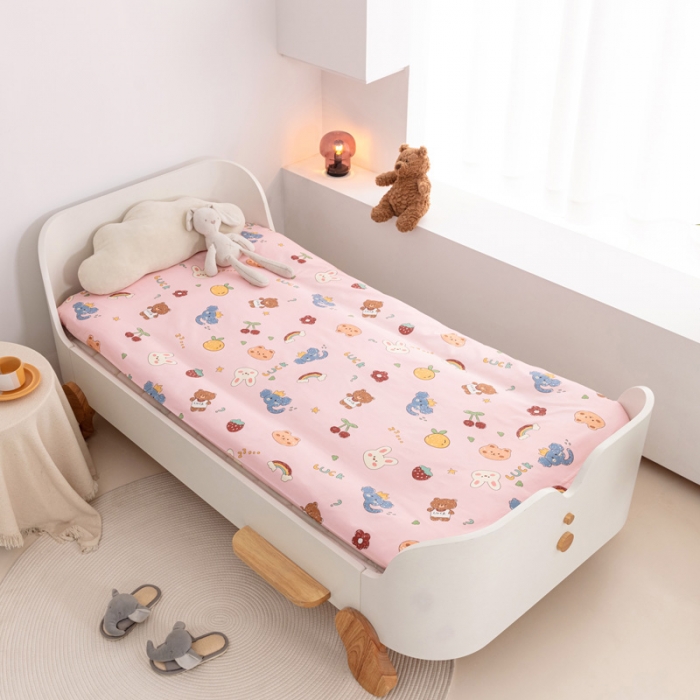 91家纺网 家纺一手货源 找家纺 喜多兔 2023新款40S纯棉印花抗菌床垫 动物伙伴粉色