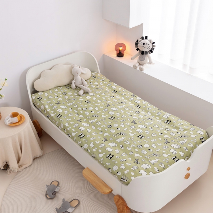 91家纺网 家纺一手货源 找家纺 喜多兔 2023新款40S纯棉印花抗菌床垫 动物集绿色