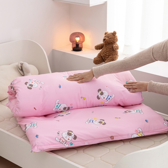 91家纺网 家纺一手货源 找家纺 喜多兔 2023新款40S纯棉印花抗菌床垫 快乐狗宝贝粉色