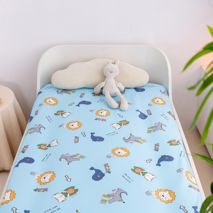 91家纺网 家纺一手货源 找家纺 喜多兔 2023新款40S纯棉印花抗菌床垫 狮子伙伴蓝色