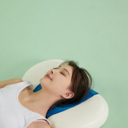 91家纺网 家纺一手货源 找家纺 （总）麦肯锡 2023新款颈乐啵啵释压凝胶枕产品图53*33