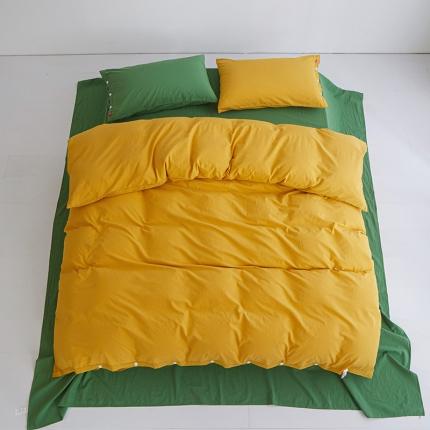 91家纺网 家纺一手货源 找家纺 水洗棉全棉纽扣款工艺混搭拼色四件套（系列一） 姜黄+军绿（姜黄军绿）