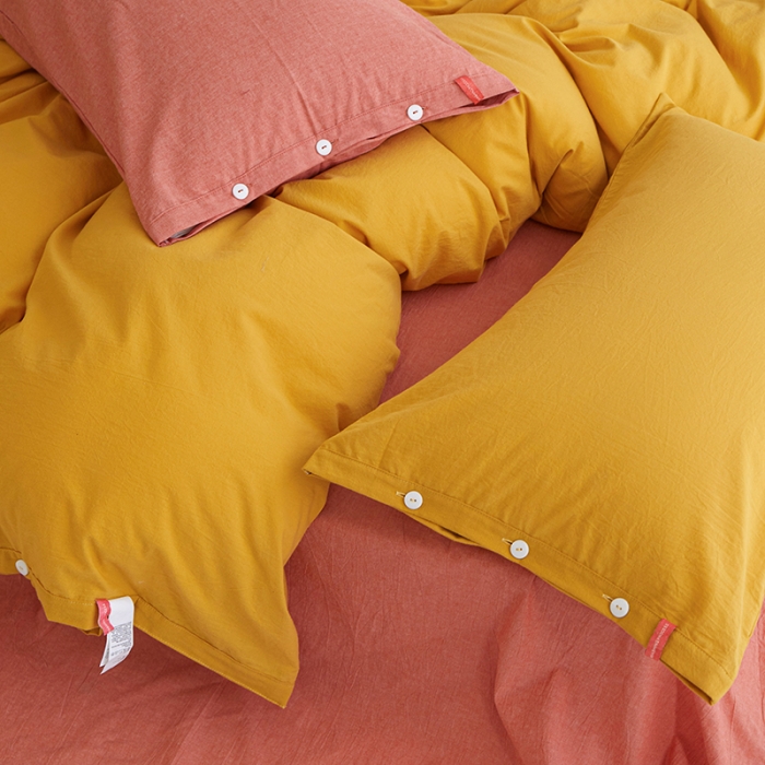 91家纺网 家纺一手货源 找家纺 水洗棉全棉高支高密纽扣款工艺混搭拼色四件套 姜黄+橘红（姜黄橘红）