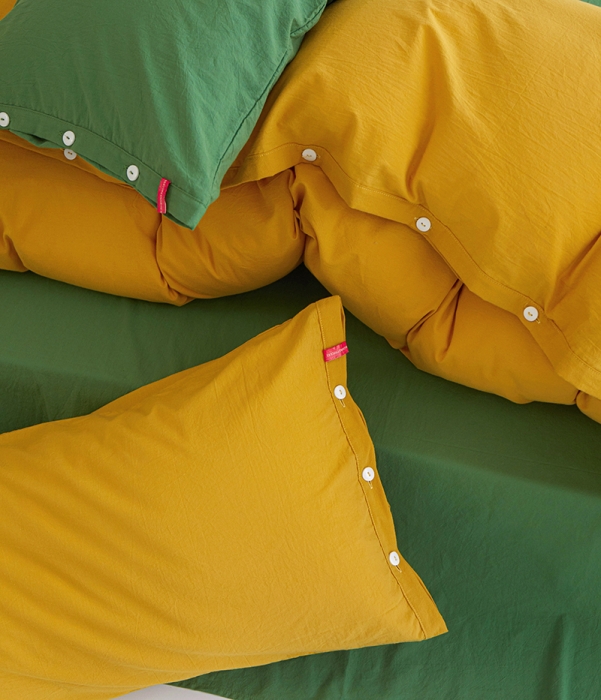 91家纺网 家纺一手货源 找家纺 水洗棉全棉纽扣款工艺混搭拼色四件套（系列一） 姜黄+军绿（姜黄军绿）