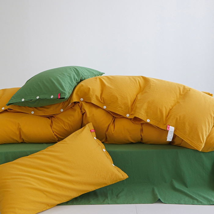 91家纺网 家纺一手货源 找家纺 水洗棉全棉纽扣款工艺混搭拼色四件套（系列一） 姜黄+军绿（姜黄军绿）