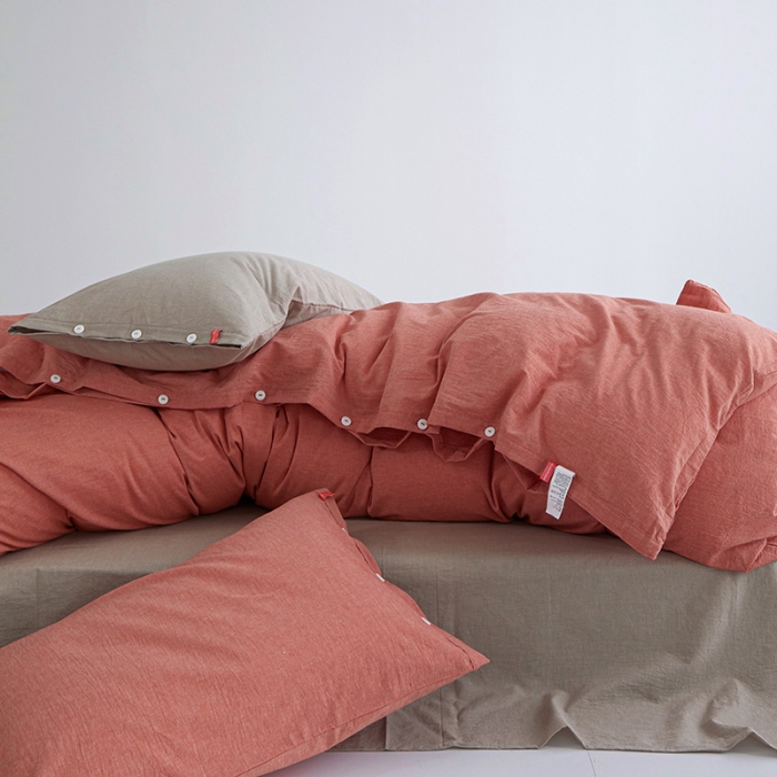 91家纺网 家纺一手货源 找家纺 水洗棉全棉纽扣款工艺混搭拼色四件套（系列一） 橘红+卡其（橘红卡其）