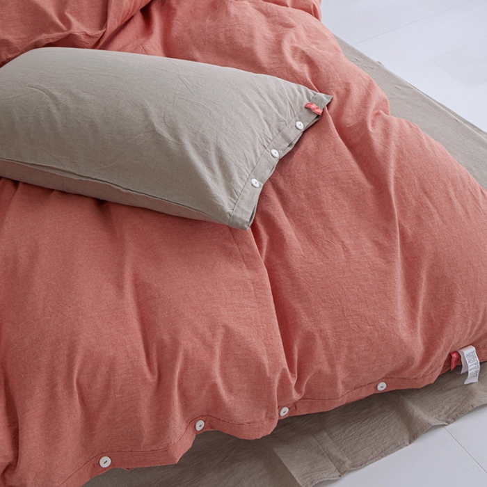 91家纺网 家纺一手货源 找家纺 水洗棉全棉纽扣款工艺混搭拼色四件套（系列一） 橘红+卡其（橘红卡其）