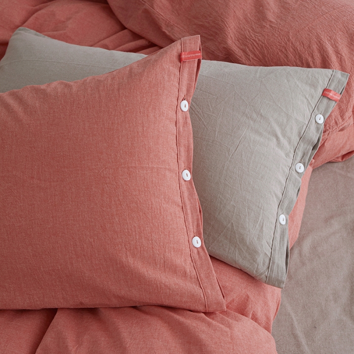 91家纺网 家纺一手货源 找家纺 水洗棉全棉纽扣款工艺混搭拼色四件套（系列一） 橘红+卡其（橘红卡其）