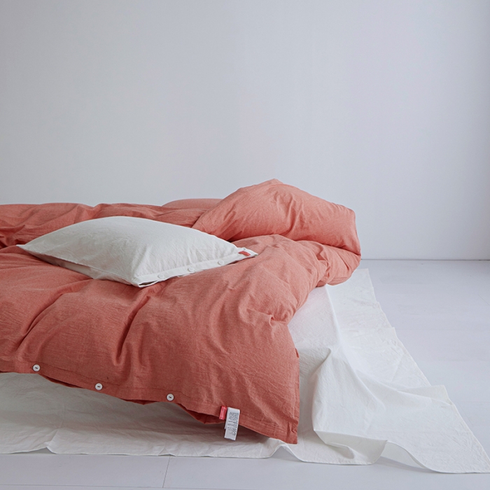 91家纺网 家纺一手货源 找家纺 水洗棉全棉纽扣款工艺混搭拼色四件套（系列一） 橘红+盐白（橘红盐白）