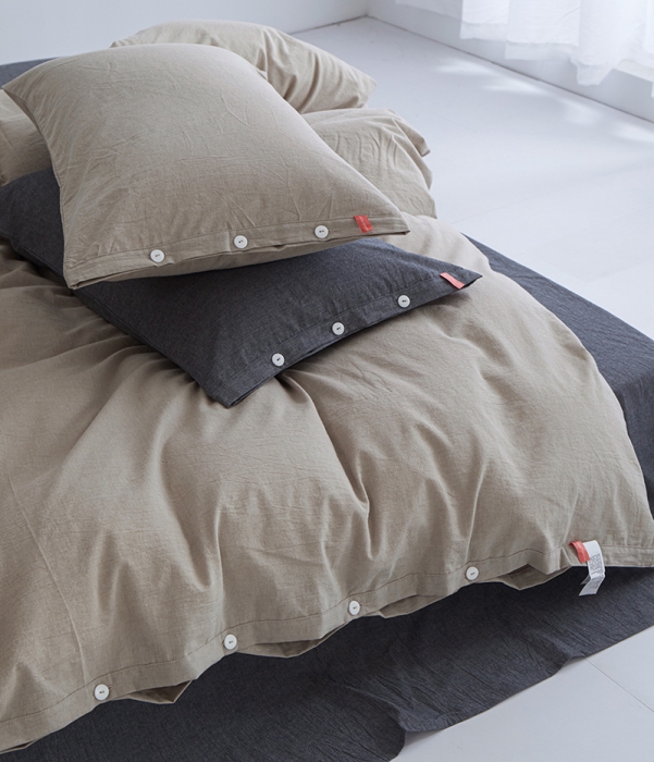 91家纺网 家纺一手货源 找家纺 水洗棉全棉纽扣款工艺混搭拼色四件套（系列一） 卡其+深灰（卡其深灰）