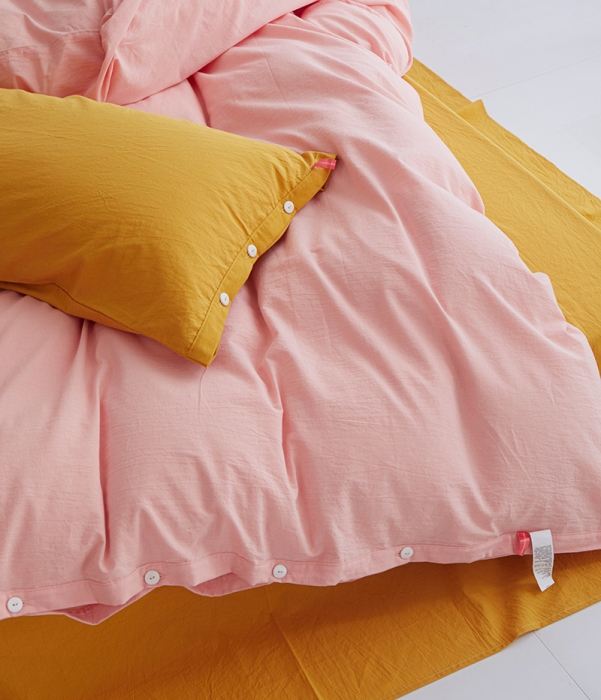 91家纺网 家纺一手货源 找家纺 水洗棉全棉纽扣款工艺混搭拼色四件套（系列一） 嫩粉+姜黄（嫩粉姜黄）