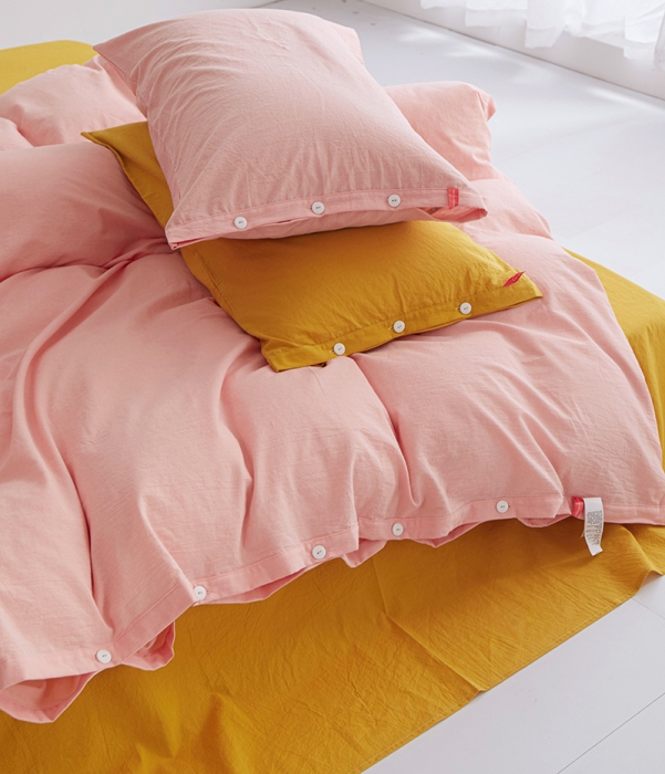 91家纺网 家纺一手货源 找家纺 水洗棉全棉纽扣款工艺混搭拼色四件套（系列一） 嫩粉+姜黄（嫩粉姜黄）