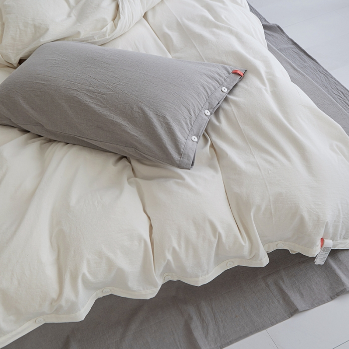 91家纺网 家纺一手货源 找家纺 水洗棉全棉纽扣款工艺混搭拼色四件套（系列一） 盐白+银灰（盐白银灰）
