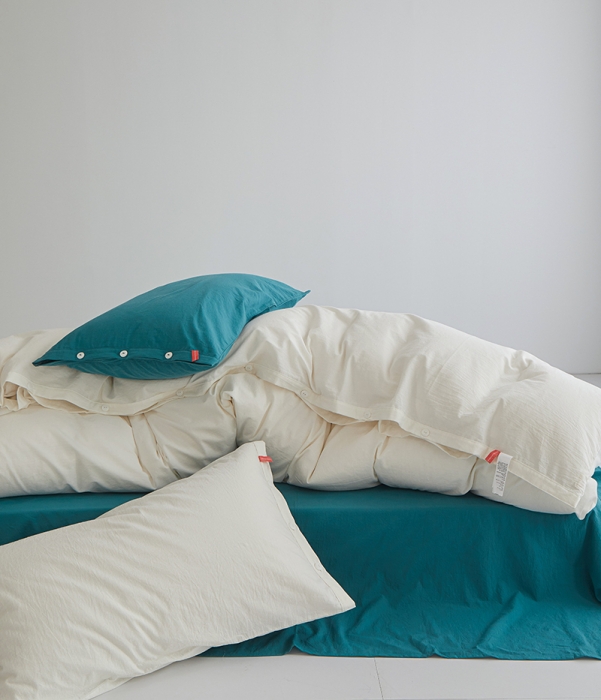 91家纺网 家纺一手货源 找家纺 水洗棉全棉纽扣款工艺混搭拼色四件套（系列一） 盐白+筠雾（盐白筠雾）