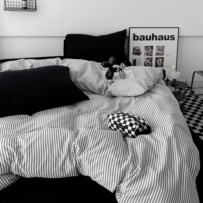 91家纺网 家纺一手货源 找家纺 梦家居 2023新款简约北欧全棉水洗棉混搭四件套 细灰条