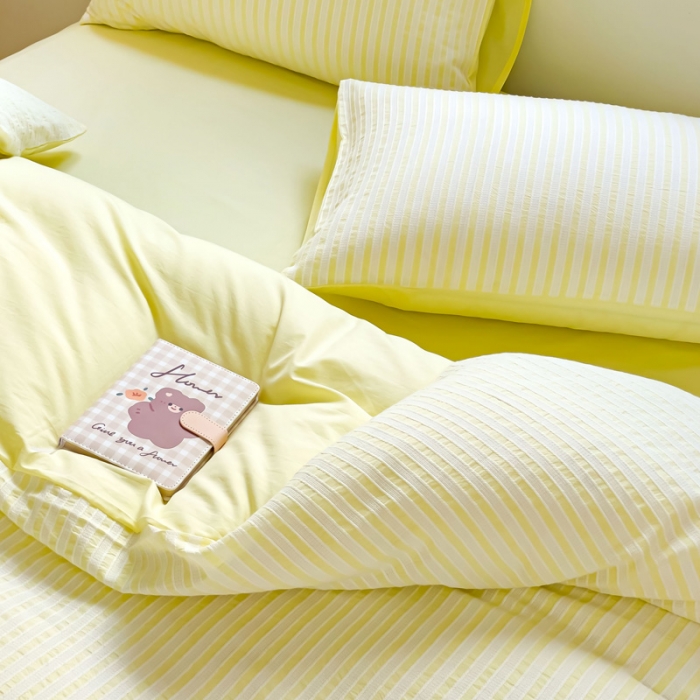 91家纺网 家纺一手货源 找家纺 千朵 2023新款色织条纹四件套 锦瑟米黄