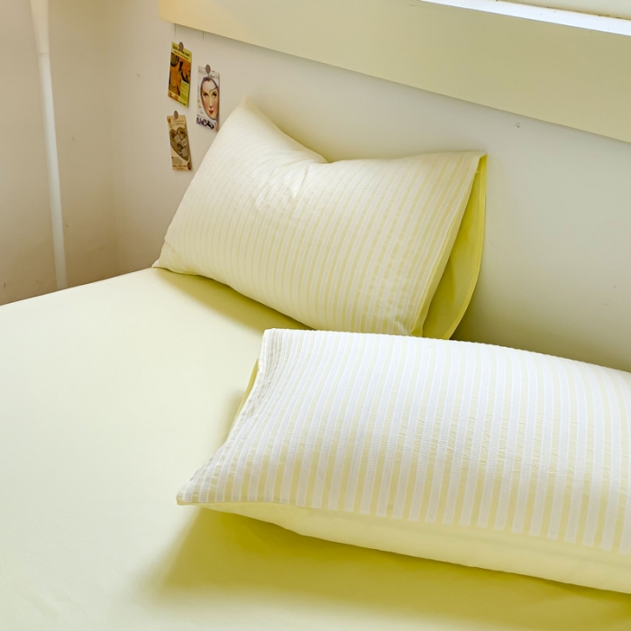 91家纺网 家纺一手货源 找家纺 千朵 2023新款色织条纹四件套 锦瑟米黄