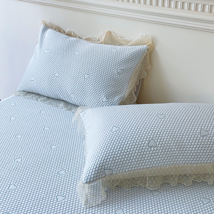 91家纺网 家纺一手货源 找家纺 千朵 2023新款凉感丝冰豆豆凉席 爱心绿