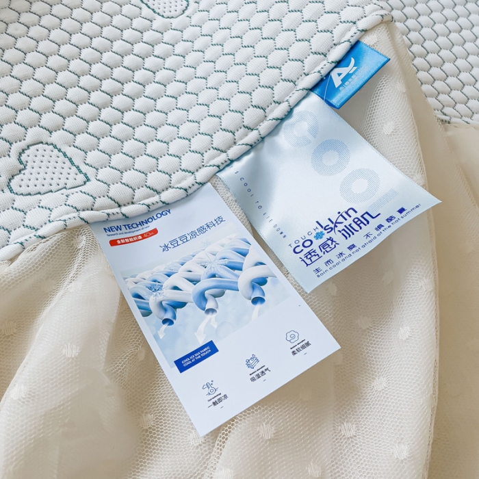 91家纺网 家纺一手货源 找家纺 千朵 2023新款凉感丝冰豆豆凉席 爱心绿