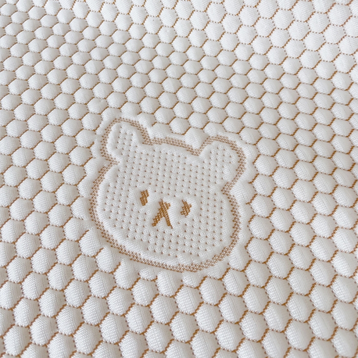 91家纺网 家纺一手货源 找家纺 千朵 2023新款凉感丝冰豆豆凉席 小熊咖