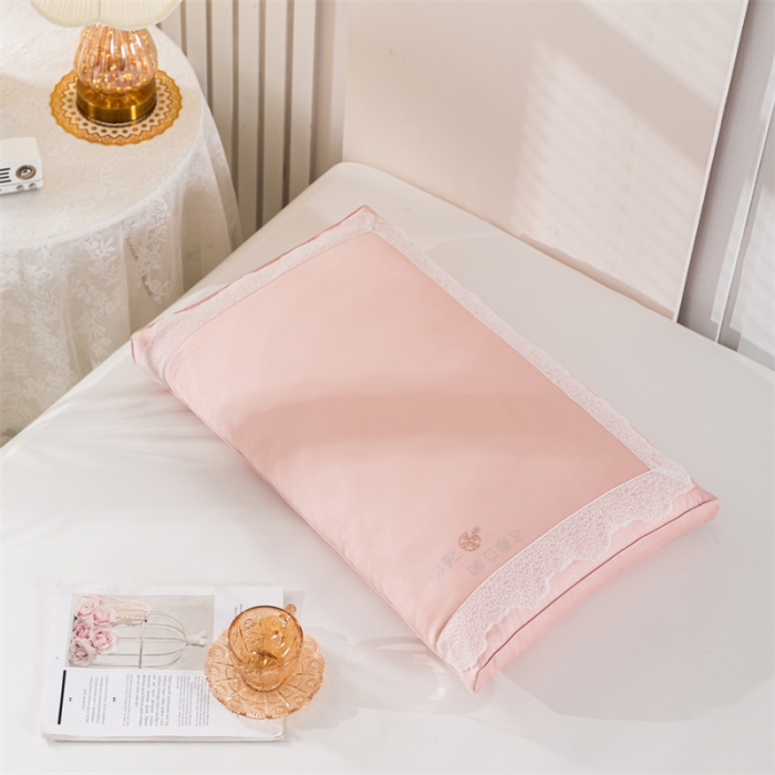 91家纺网 家纺一手货源 找家纺 其乐 2023新款韩式蛋白蕾丝枕头枕芯 粉色