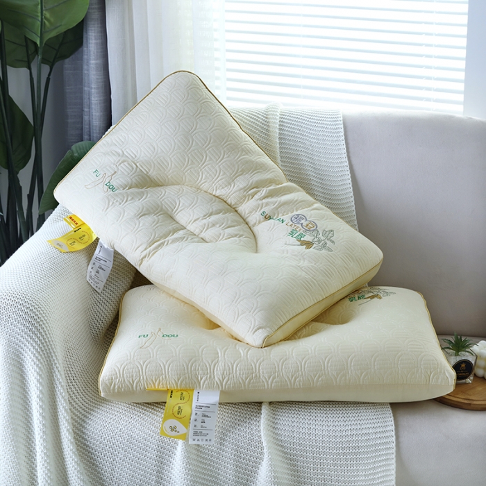 91家纺网 家纺一手货源 找家纺 拾光 2023新款立体乳胶福豆柔软云感枕芯 黄色