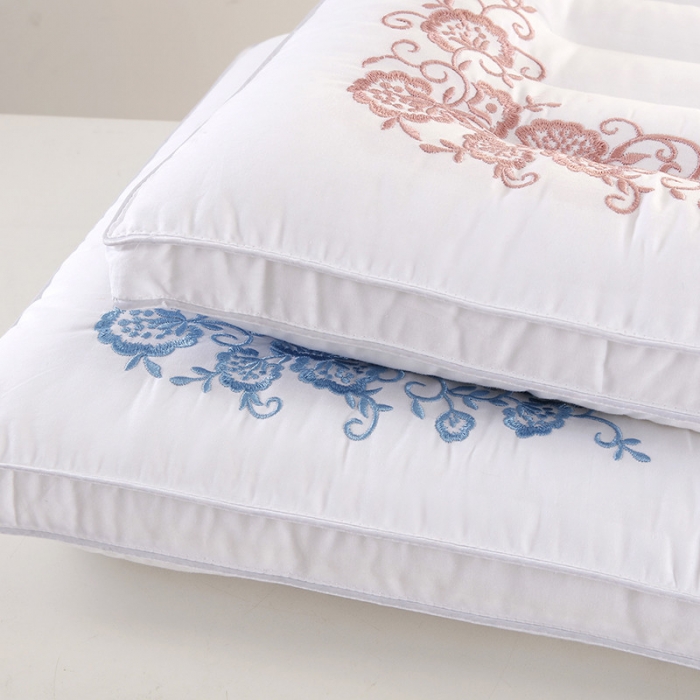 91家纺网 家纺一手货源 找家纺 （总）拾光 2023新款立体全棉绣花羽丝酒店成人低枕