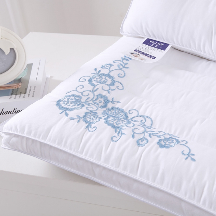 91家纺网 家纺一手货源 找家纺 （总）拾光 2023新款立体全棉绣花羽丝酒店成人低枕