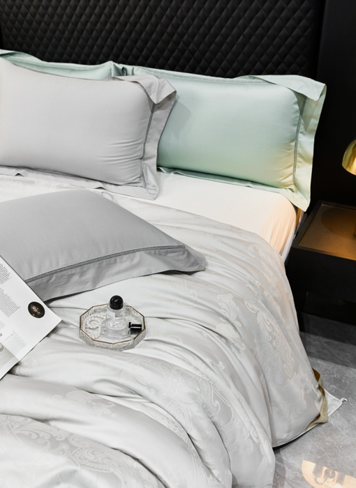 91家纺网 家纺一手货源 找家纺 国家标准 100%桑蚕丝黄金茧夏凉被空调被春秋被冬被蚕丝子母被纯棉 高端蚕丝被子