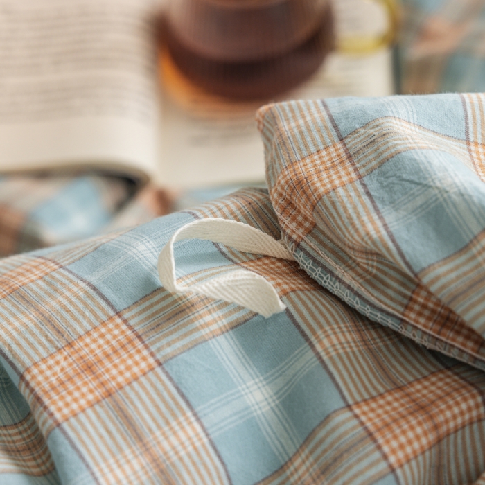 91家纺网 家纺一手货源 找家纺 柠萌 A类全棉色织水洗棉简约条纹格子学生季宿舍上下铺三件套 芳华绿