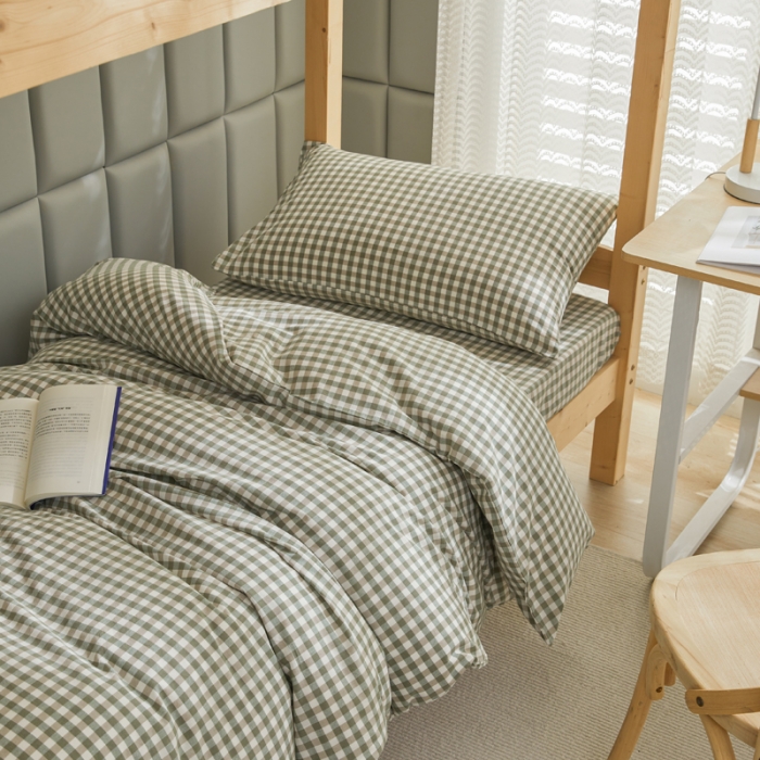 91家纺网 家纺一手货源 找家纺 柠萌 A类全棉色织水洗棉简约条纹格子学生季宿舍上下铺三件套 小绿格