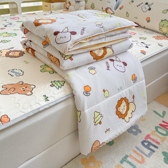 91家纺网 家纺一手货源 找家纺 慕尚 2025新款乳胶凉席水洗棉夏被三件套四件套 动物城