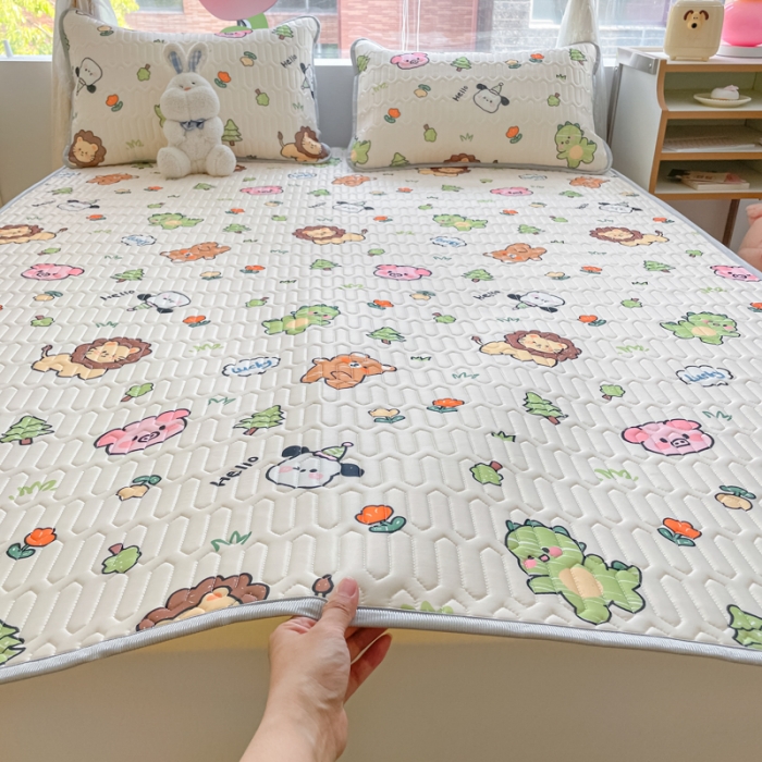 91家纺网 家纺一手货源 找家纺 慕尚 2025新款乳胶凉席水洗棉夏被三件套四件套 动物城