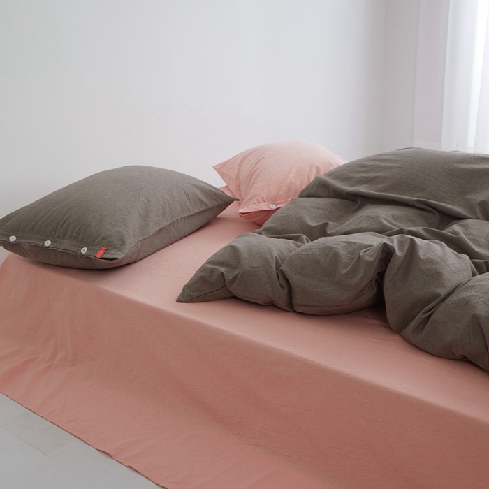 91家纺网 家纺一手货源 找家纺 总安莱生活水洗棉全棉色经色纬高支高密纽扣款工艺混搭拼色四件套（系列二）