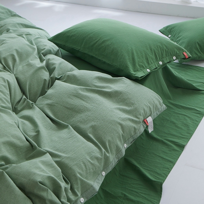91家纺网 家纺一手货源 找家纺 安莱生活水洗棉全棉色经色纬高支高密纽扣款工艺混搭拼色四件套（系列二） 嫩绿+军绿（军绿军绿）