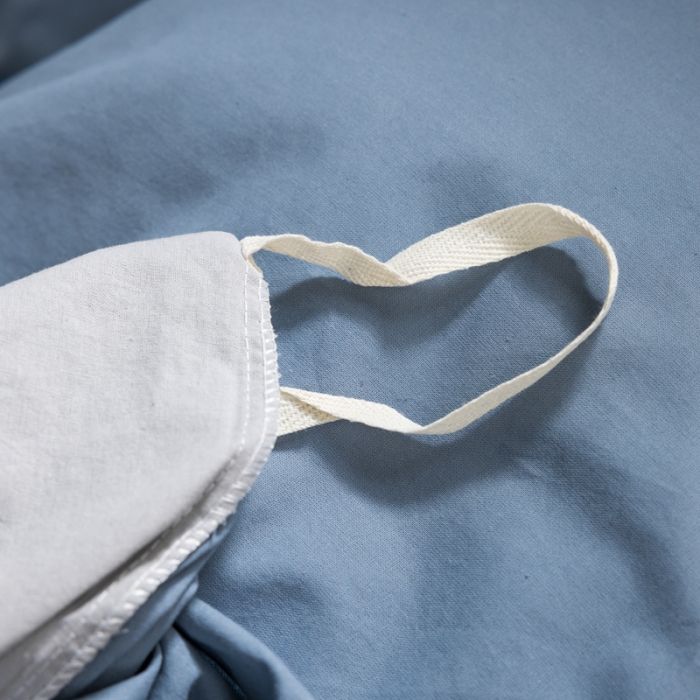 91家纺网 家纺一手货源 找家纺 柠萌 2025新款A类色织水洗棉学生简约上下铺宿舍三件套 浅蓝灰