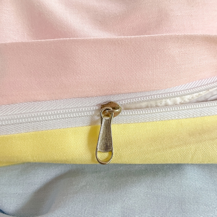 91家纺网 家纺一手货源 找家纺 金爱家 2023新款小猪佩奇正版授权纯棉印花系列四件套 小猪佩奇-可爱佩奇