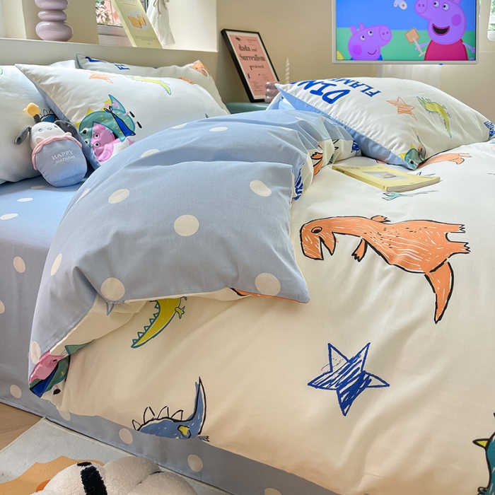 91家纺网 家纺一手货源 找家纺 金爱家 2023新款小猪佩奇正版授权纯棉印花系列四件套 小猪佩奇-恐龙佩奇