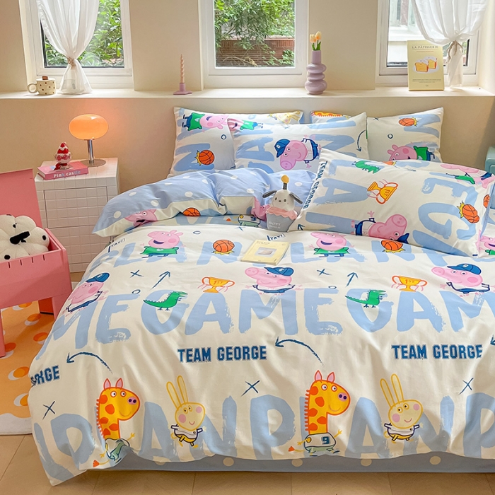 91家纺网 家纺一手货源 找家纺 金爱家 2023新款小猪佩奇正版授权纯棉印花系列四件套 小猪佩奇-运动佩奇