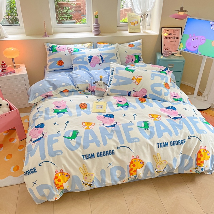 91家纺网 家纺一手货源 找家纺 金爱家 2023新款小猪佩奇正版授权纯棉印花系列四件套 小猪佩奇-运动佩奇