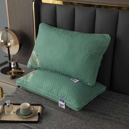 拾光枕芯 2023新款跑量高档艾草立体双边刺绣驱蚊美眠枕芯 绿色