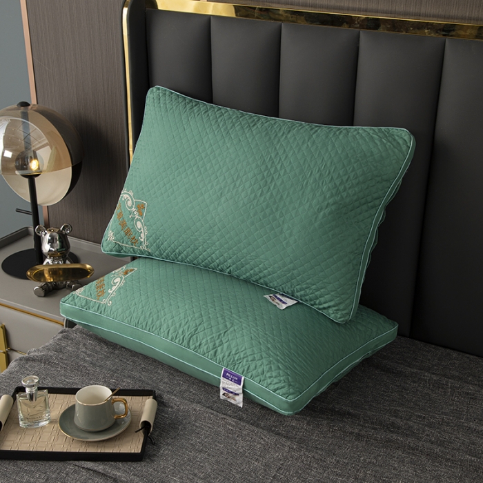 91家纺网 家纺一手货源 找家纺 拾光枕芯 2023新款跑量高档艾草立体双边刺绣驱蚊美眠枕芯 绿色