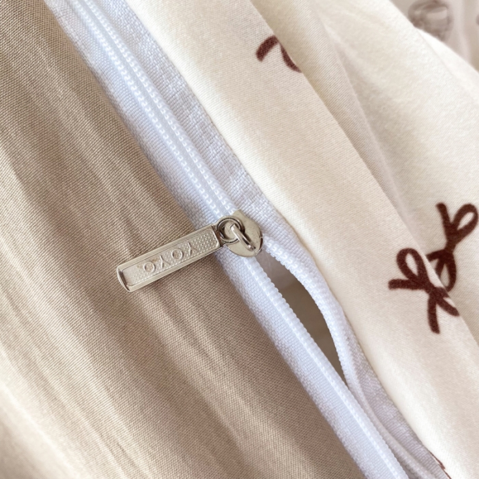 91家纺网 家纺一手货源 找家纺 慕尚家纺 2025新款A类超柔双层水洗四件套 可爱棕熊