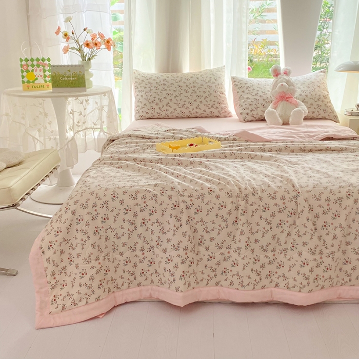 91家纺网 家纺一手货源 找家纺 慕尚家纺 2025新款A类超柔双层纱针织夏被四件套 后花园