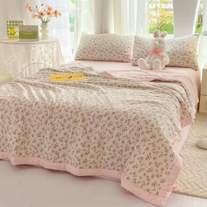 91家纺网 家纺一手货源 找家纺 慕尚家纺 2025新款A类超柔双层纱针织夏被四件套 后花园