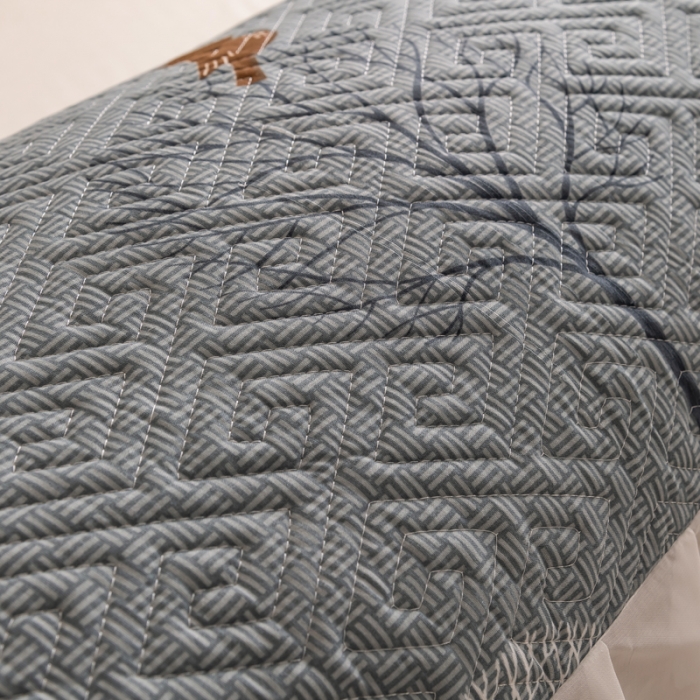 91家纺网 家纺一手货源 找家纺 梦舒羽2025新款夹棉花边双人枕套单人加厚长款枕芯套 草丛鹿