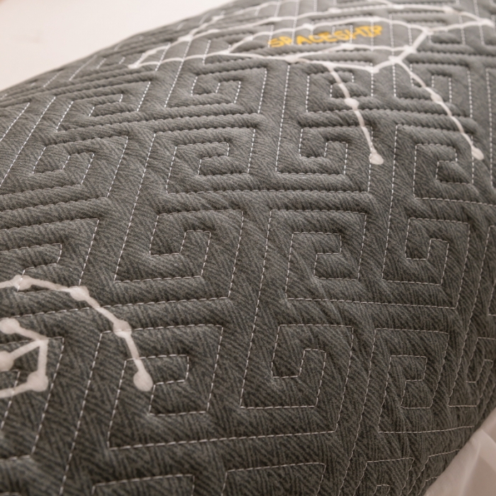 91家纺网 家纺一手货源 找家纺 梦舒羽2025新款夹棉花边双人枕套单人加厚长款枕芯套 飞船