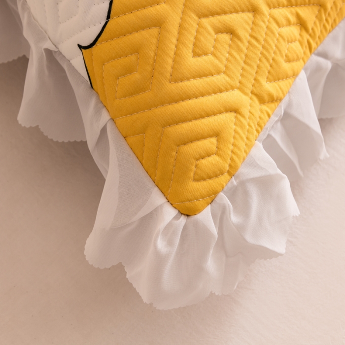 91家纺网 家纺一手货源 找家纺 梦舒羽2025新款夹棉花边双人枕套单人加厚长款枕芯套 萝卜黄