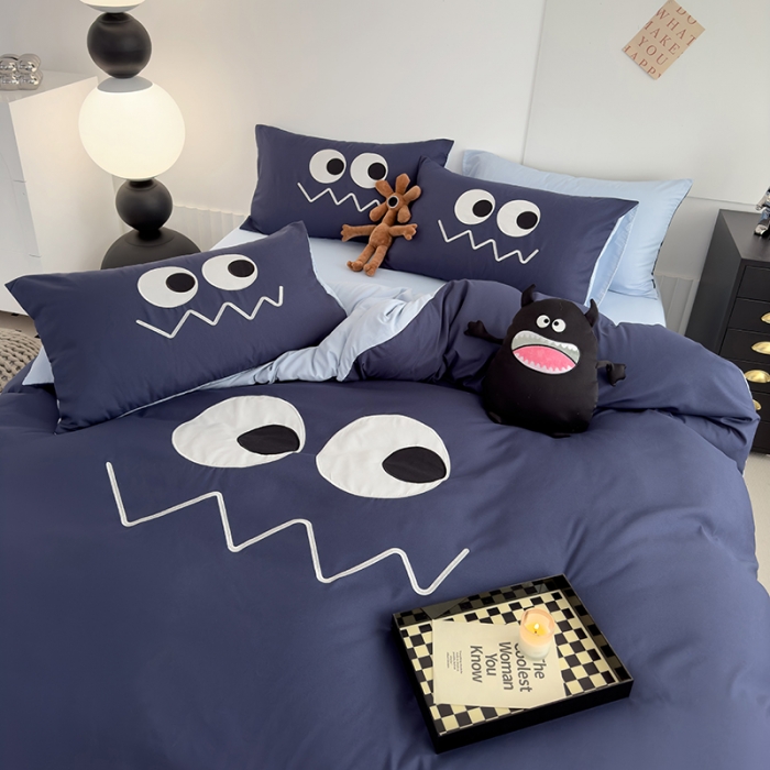 91家纺网 家纺一手货源 找家纺 曼谷 贴布绣四件套小怪兽柔软磨毛床上用品水洗棉套件 小怪兽-可可浅蓝